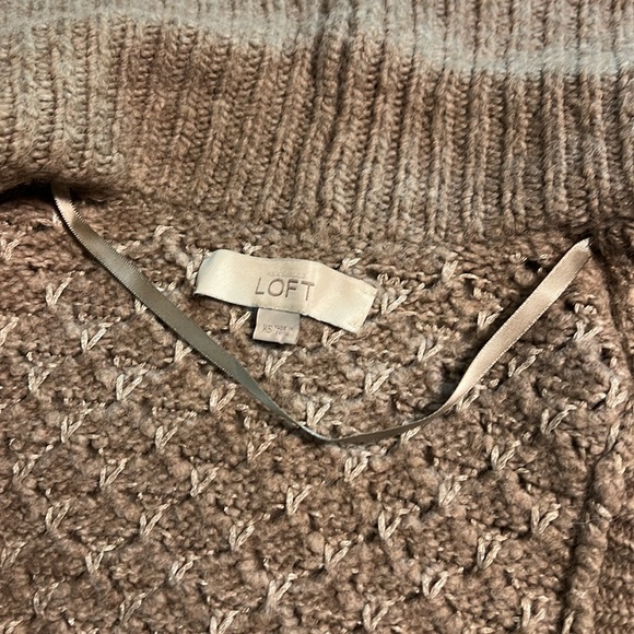 Ann Taylor LOFT Sweater Vest/Cardigan - Size XS - Picture 6 of 7